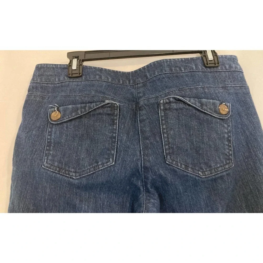 New York & Company Denim Jeans Women's Size 8 Dark Wash Flared Leg Button Detail - Picture 5 of 11